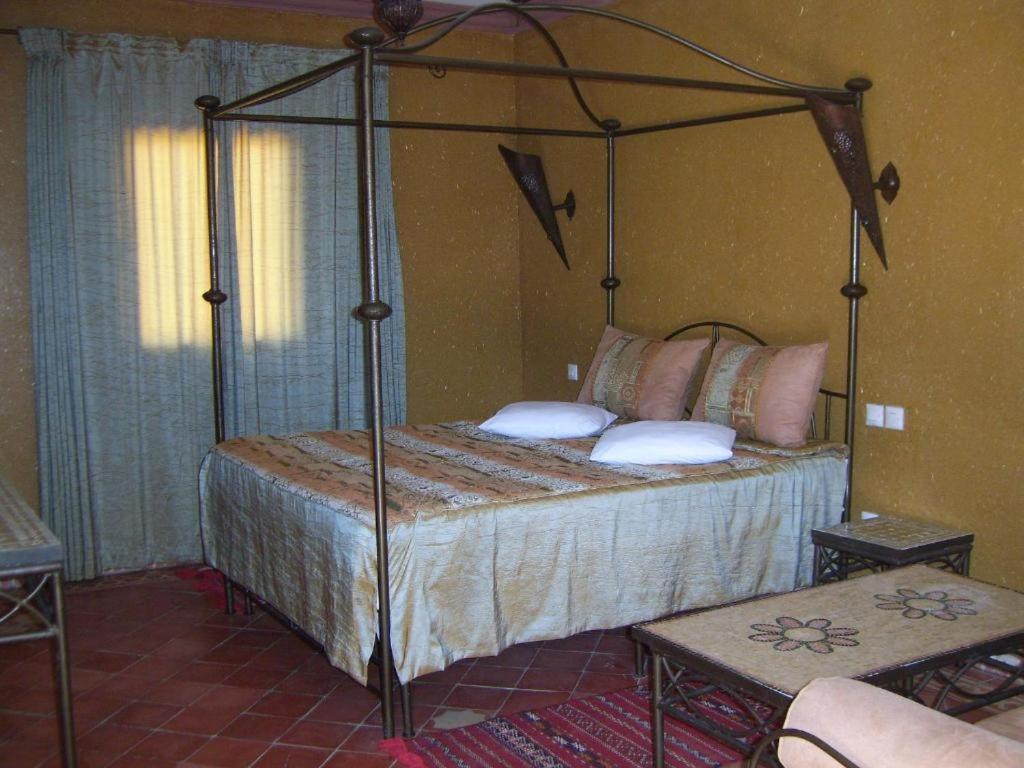 Click Excursions Tafraoute Hotell Taddart Eksteriør bilde
