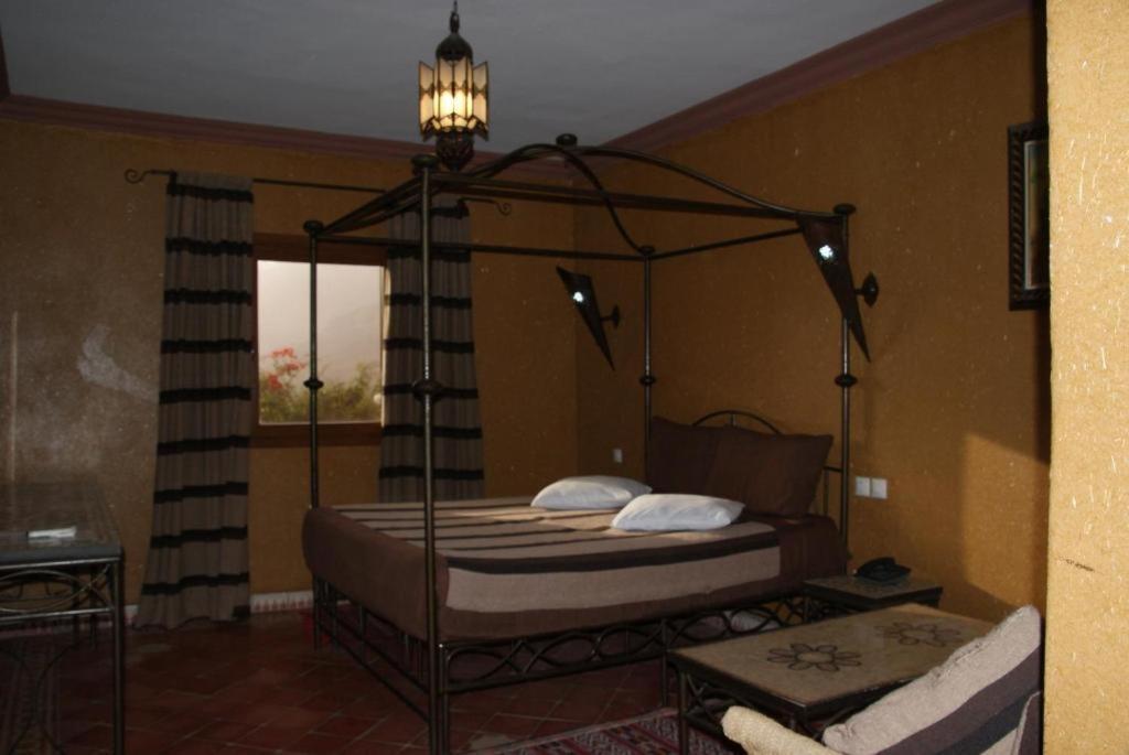 Click Excursions Tafraoute Hotell Taddart Eksteriør bilde